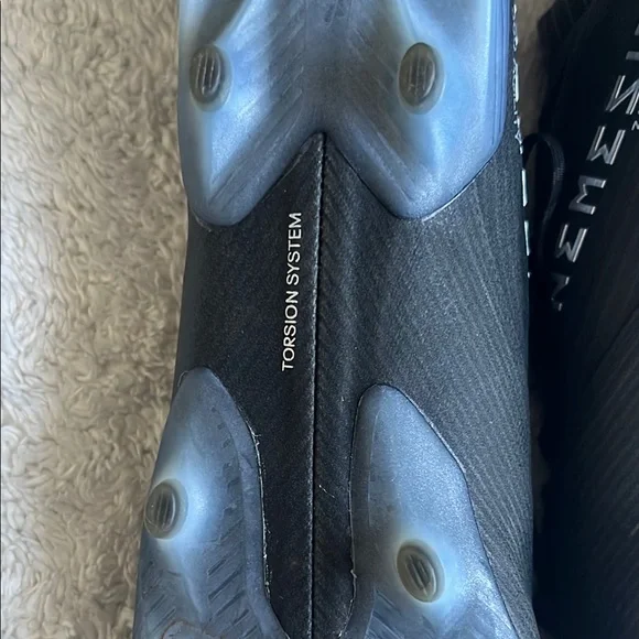 ADIDAS NEMEZIZ 19.1 FG SOCCER CLEATS - Picture 9 of 11